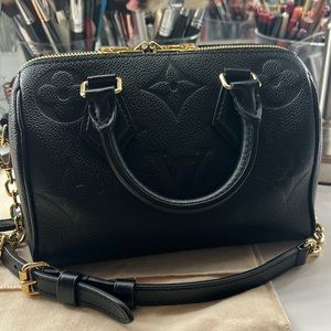 Authentic Louis Vuitton Speedy Bandoulière 20
